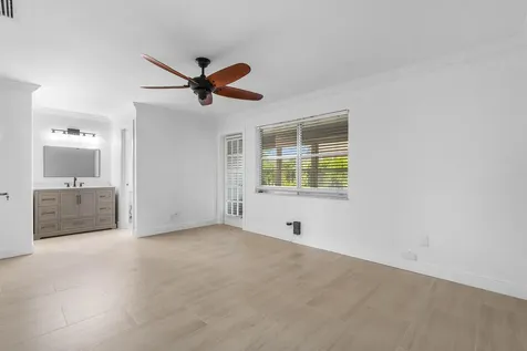 180 High Point Boynton Beach FL 33435