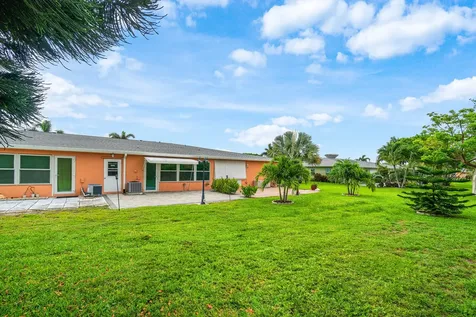 180 N High Point Boynton Beach FL 33435