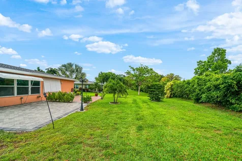 180 N High Point Boynton Beach FL 33435