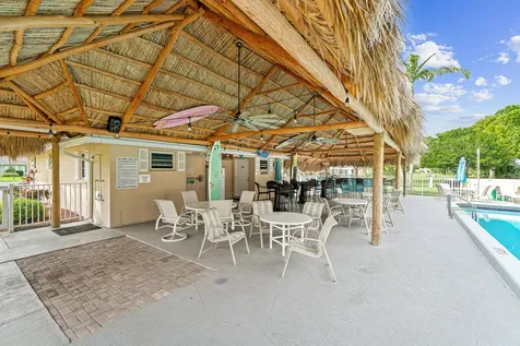 180 High Point Boynton Beach FL 33435