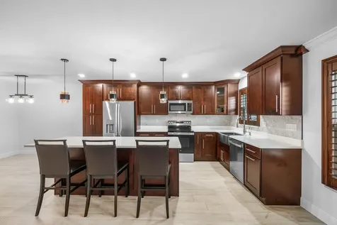 180 High Point Boynton Beach FL 33435