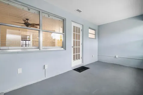 180 N High Point Boynton Beach FL 33435