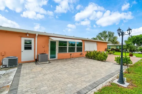 180 N High Point Boynton Beach FL 33435