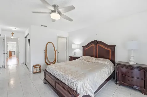 8128 Summerbreeze Lane Boca Raton FL 33496