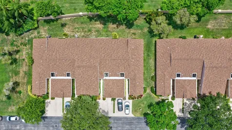 8128 Summerbreeze Lane Boca Raton FL 33496