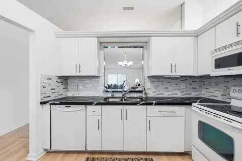 8128 Summerbreeze Lane Boca Raton FL 33496