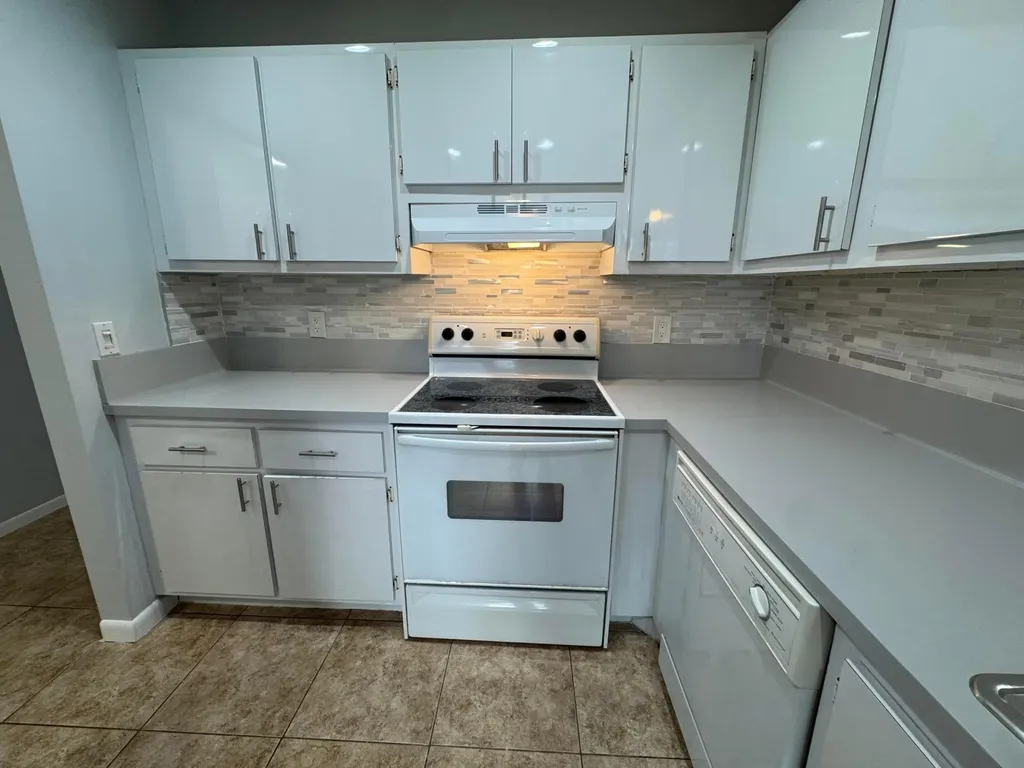 1100 Boxwood Drive Delray Beach FL 33445