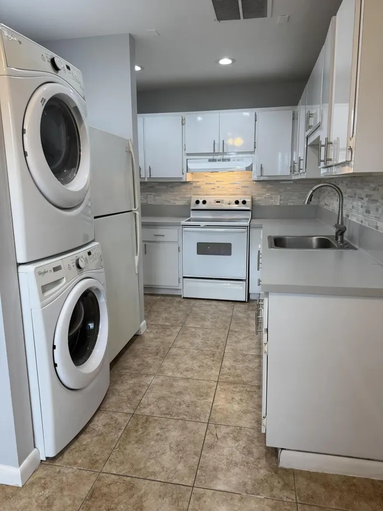 1100 Boxwood Drive Delray Beach FL 33445