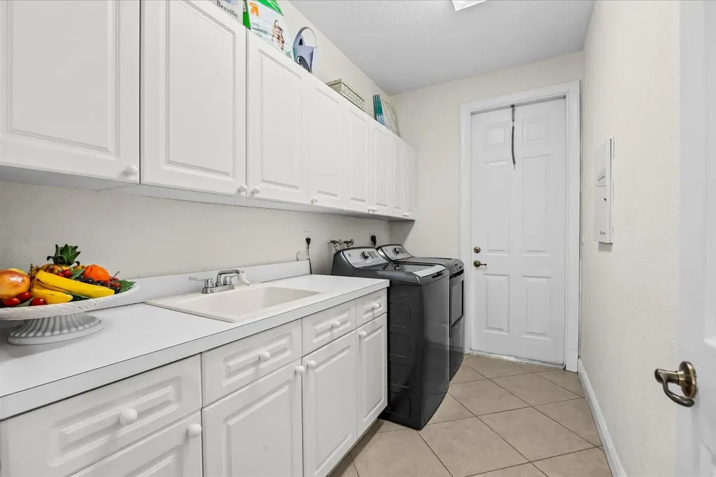 10303 SW Fiddlers Way Palm City FL 34990