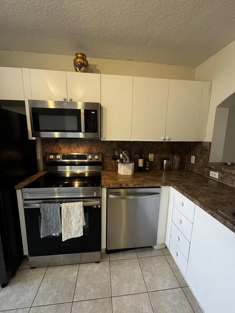 3810 N Jog Road Royal Palm Beach FL 33411