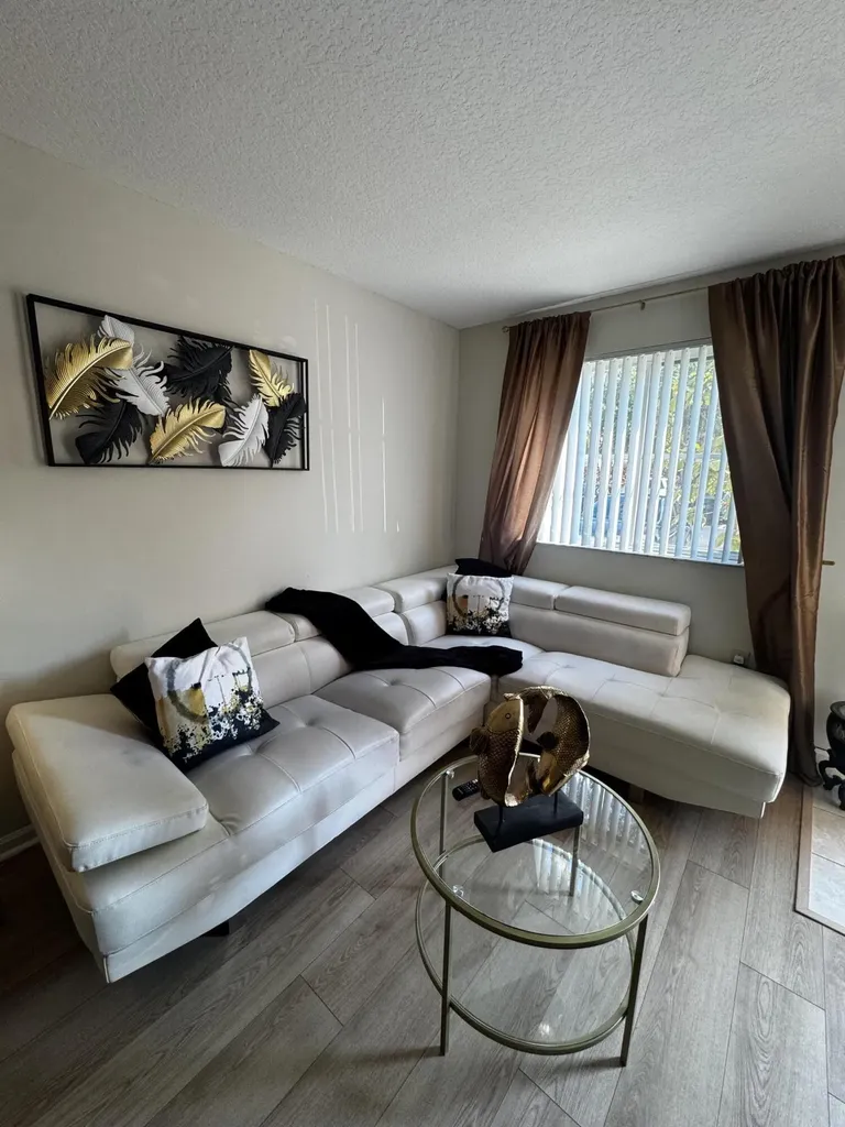 3810 N Jog Road Royal Palm Beach FL 33411
