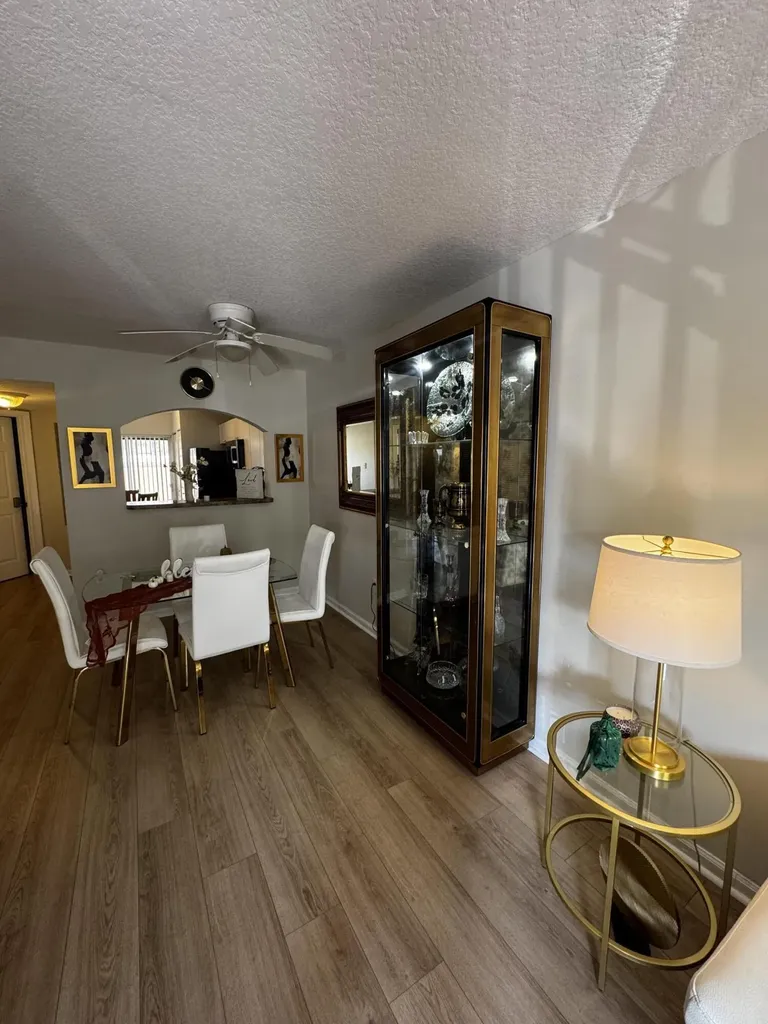 3810 N Jog Road Royal Palm Beach FL 33411