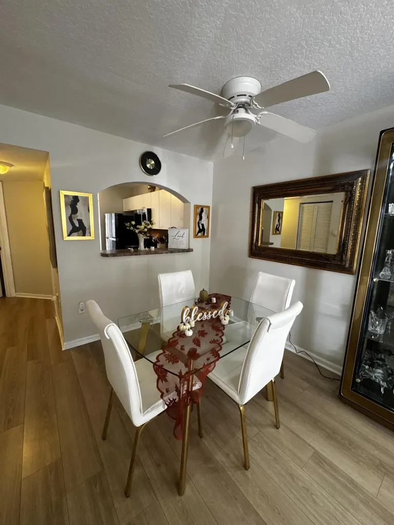 3810 N Jog Road Royal Palm Beach FL 33411