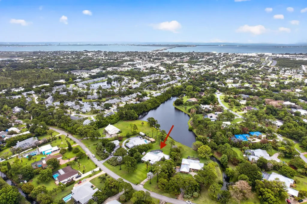 441 NE Town Terrace Jensen Beach FL 34957