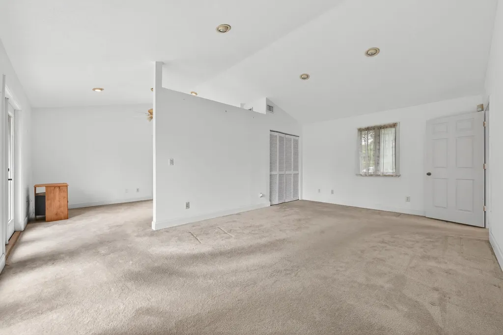 441 NE Town Terrace Jensen Beach FL 34957