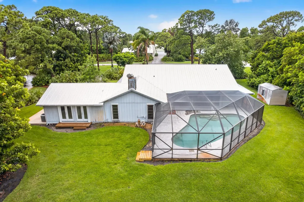 441 NE Town Terrace Jensen Beach FL 34957