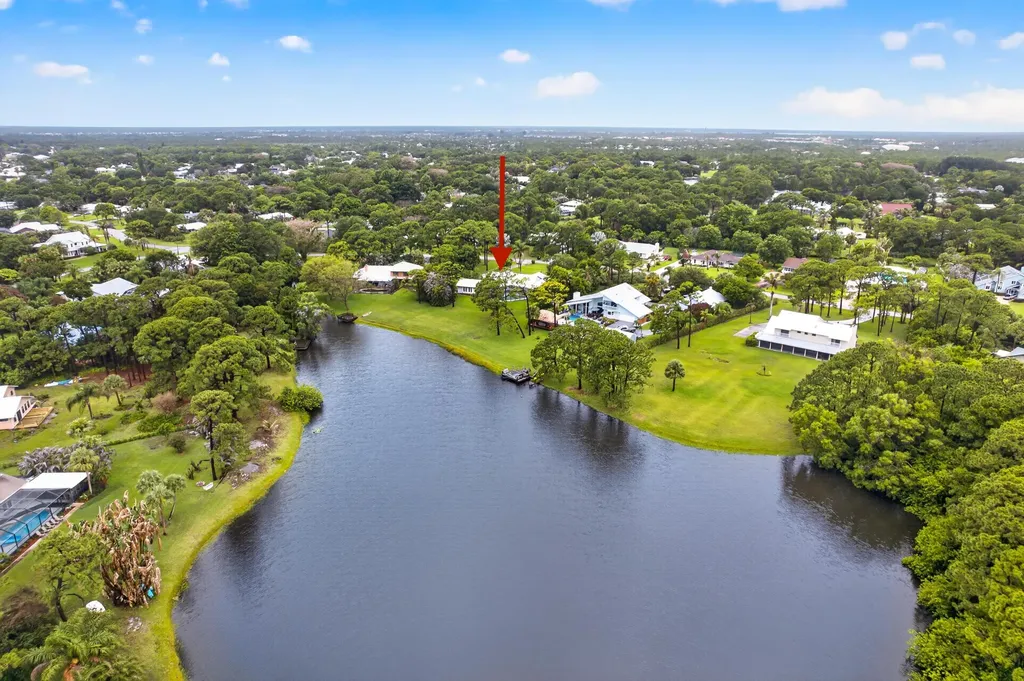 441 NE Town Terrace Jensen Beach FL 34957