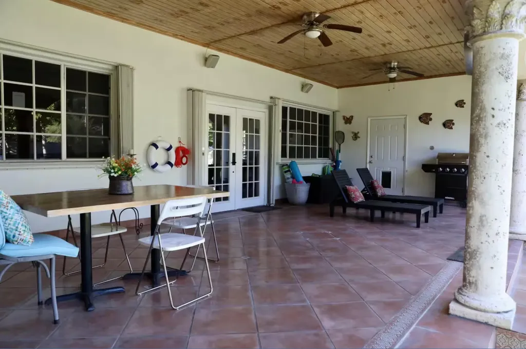 150 NE 146th Street NE Miami FL 33161