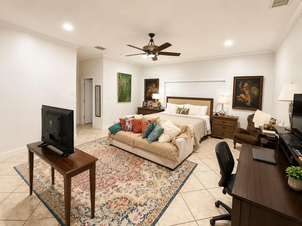 150 NE 146th Street NE Miami FL 33161