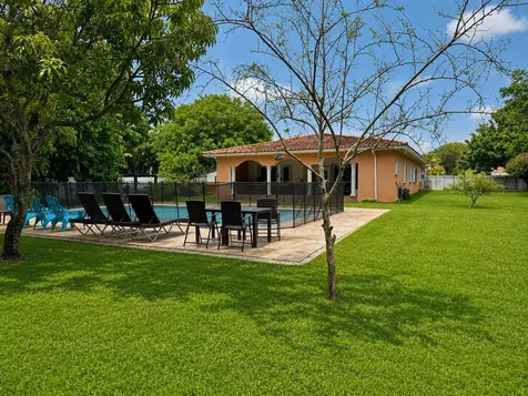150 NE 146th Street NE Miami FL 33161