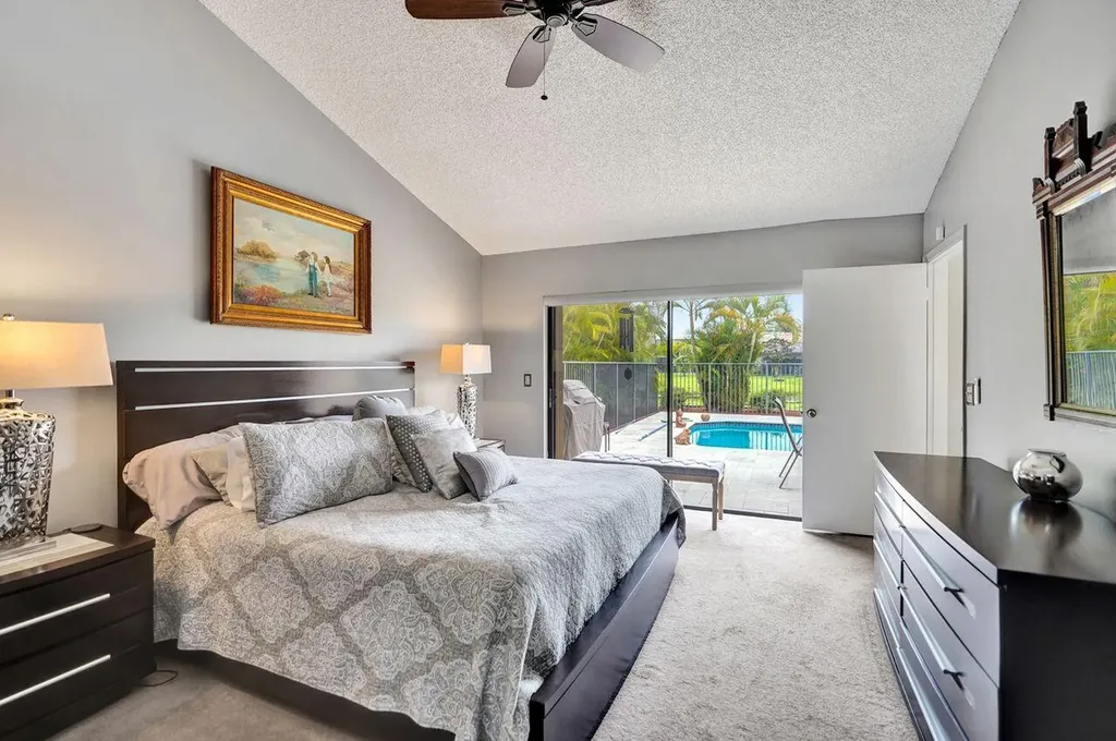 6063 Sunberry Circle Boynton Beach FL 33437
