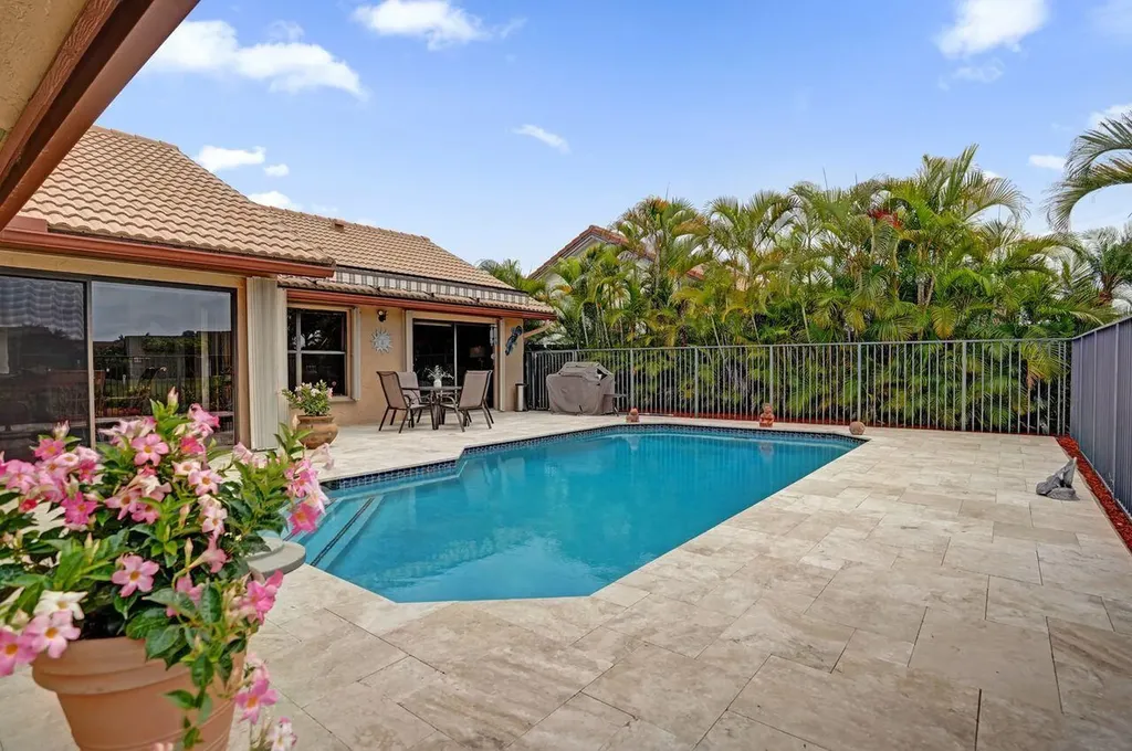 6063 Sunberry Circle Boynton Beach FL 33437