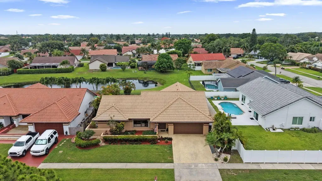 6063 Sunberry Circle Boynton Beach FL 33437