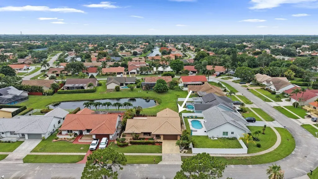 6063 Sunberry Circle Boynton Beach FL 33437