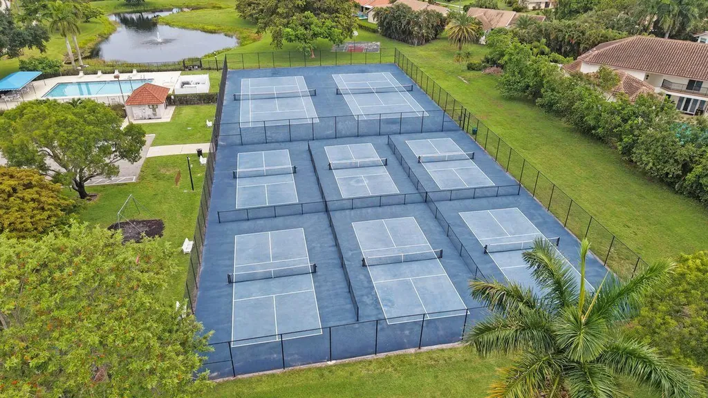 6063 Sunberry Circle Boynton Beach FL 33437