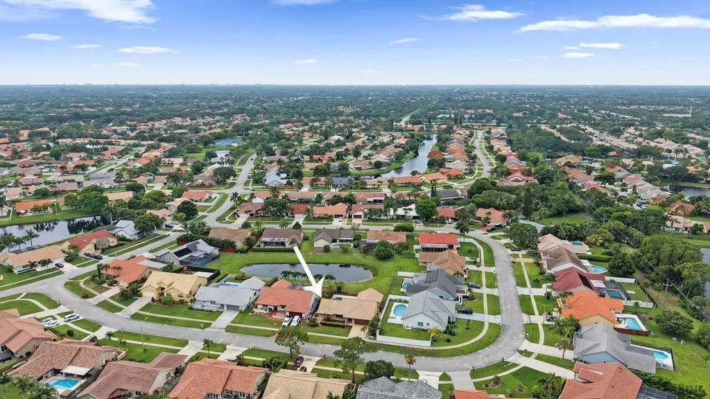 6063 Sunberry Circle Boynton Beach FL 33437