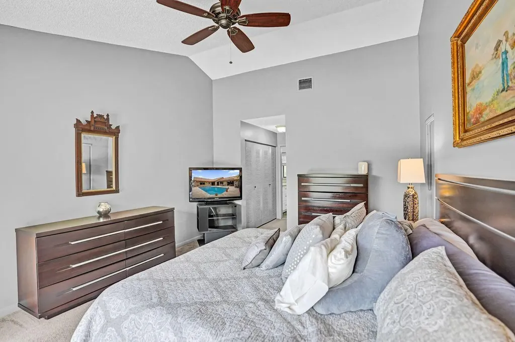 6063 Sunberry Circle Boynton Beach FL 33437