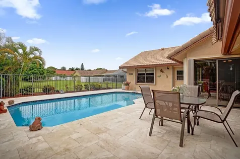 6063 Sunberry Circle Boynton Beach FL 33437