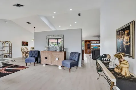 6063 Sunberry Circle Boynton Beach FL 33437