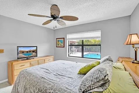 6063 Sunberry Circle Boynton Beach FL 33437