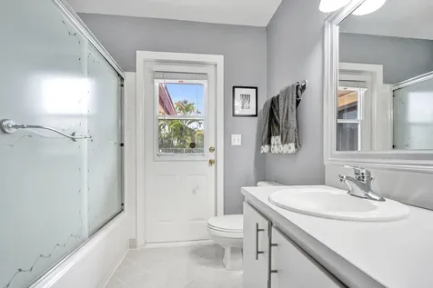 6063 Sunberry Circle Boynton Beach FL 33437