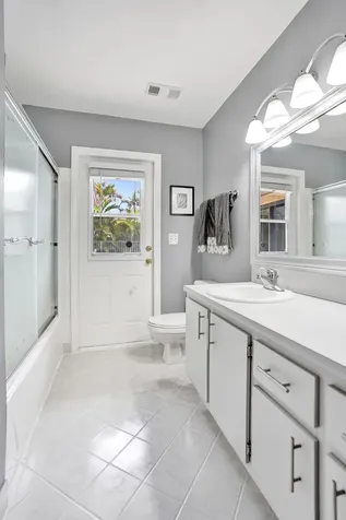 6063 Sunberry Circle Boynton Beach FL 33437