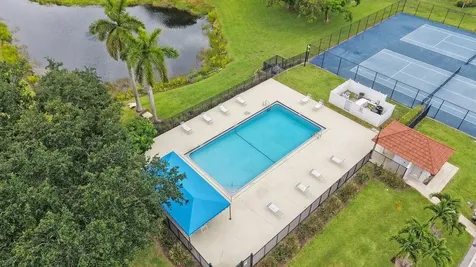 6063 Sunberry Circle Boynton Beach FL 33437
