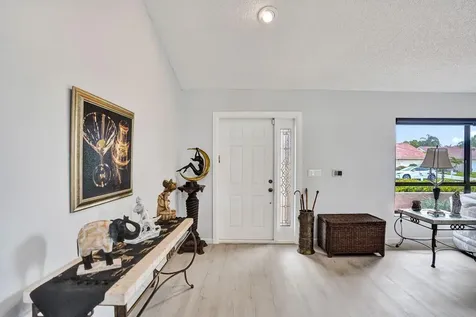 6063 Sunberry Circle Boynton Beach FL 33437