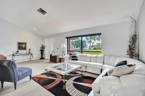 6063 Sunberry Circle Boynton Beach FL 33437