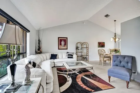 6063 Sunberry Circle Boynton Beach FL 33437