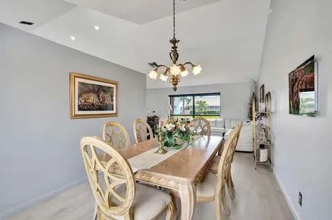 6063 Sunberry Circle Boynton Beach FL 33437