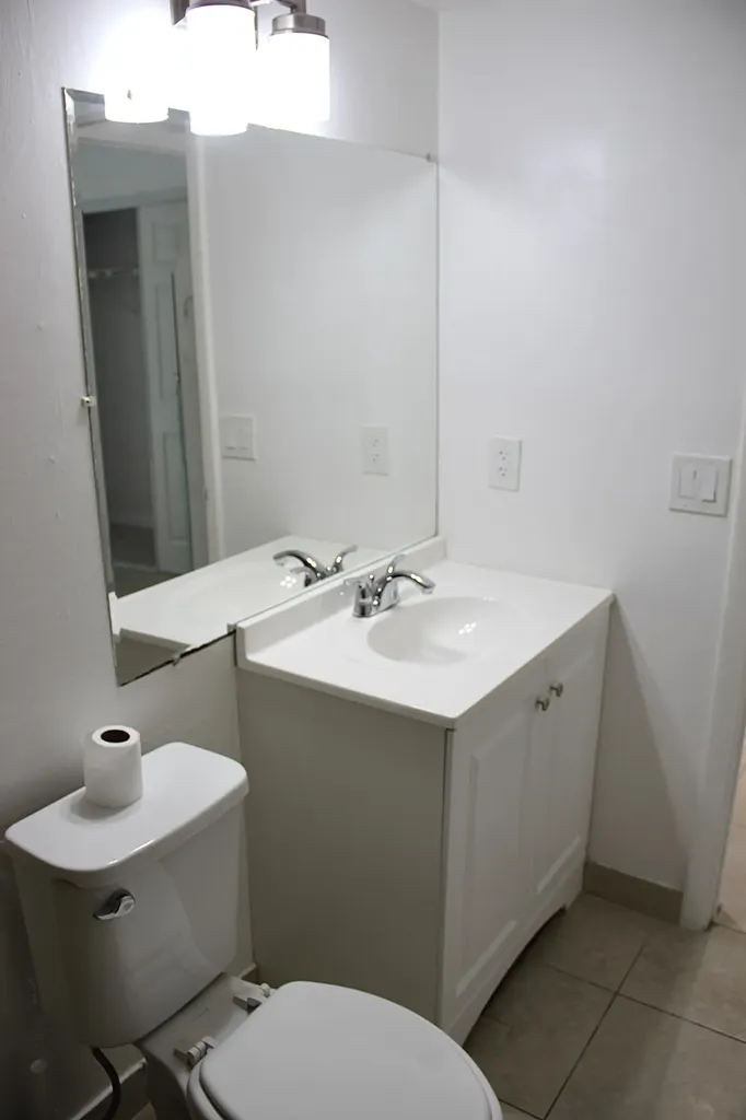 175 Canterbury West Palm Beach FL 33417