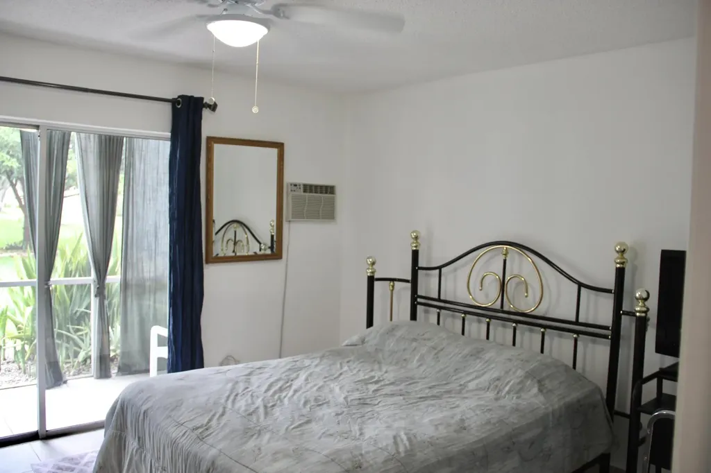 175 Canterbury West Palm Beach FL 33417