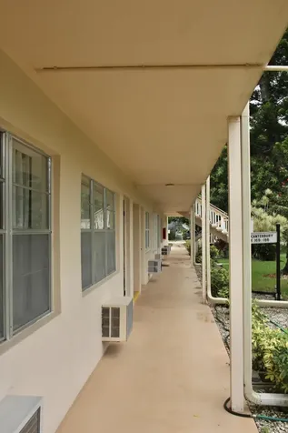 175 Canterbury West Palm Beach FL 33417