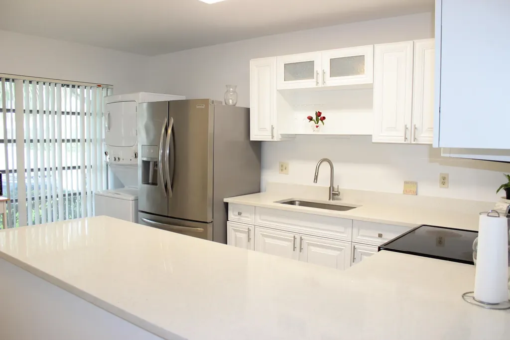 8573 Boca Drive Boca Raton FL 33433