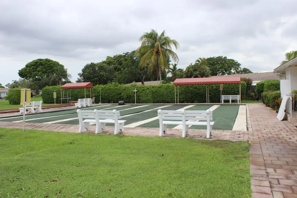 8573 Boca Drive Boca Raton FL 33433