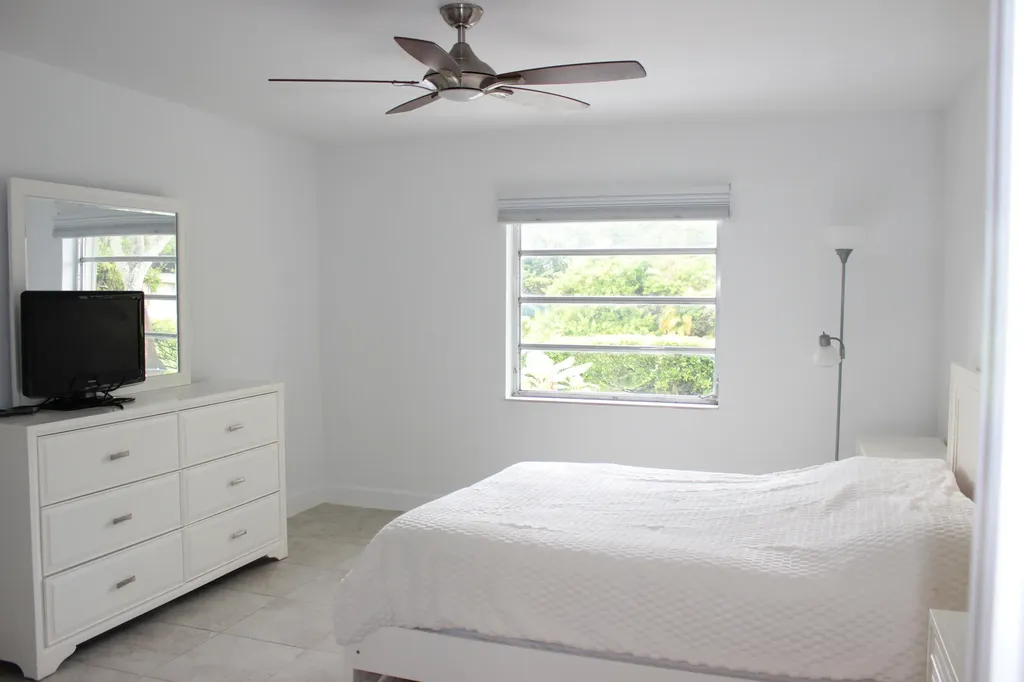 8573 Boca Drive Boca Raton FL 33433