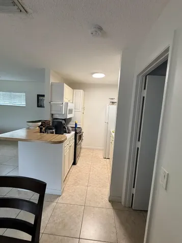 27 E Crossings Circle Boynton Beach FL 33435