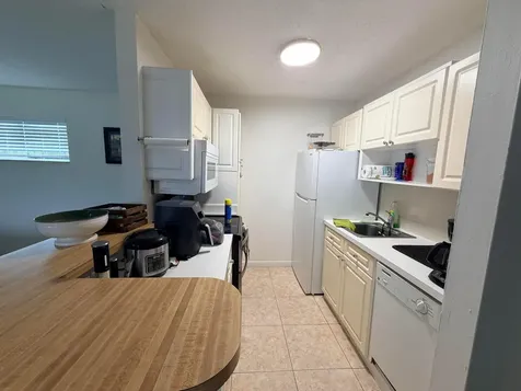 27 E Crossings Circle Boynton Beach FL 33435