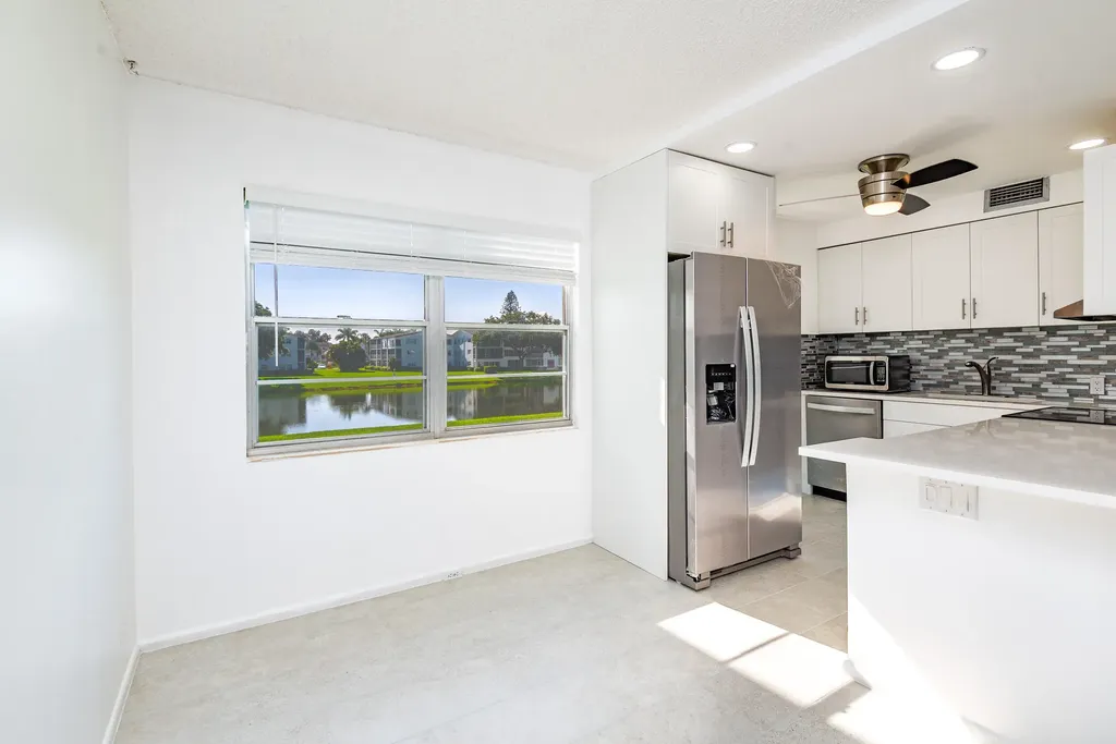 67 Fanshaw B Boca Raton FL 33434